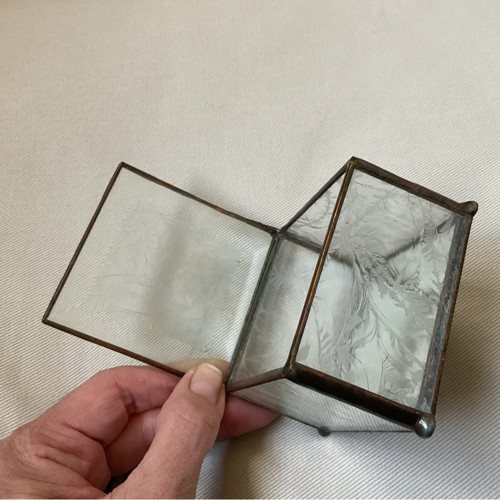 Vintage Etched Glass Trinket Box Curio Jewelry 3” Square Hinged
